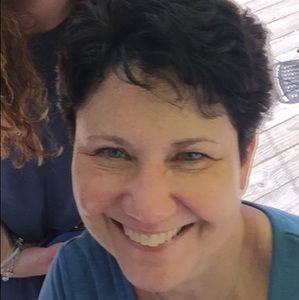 Meet your Posher, Cindy